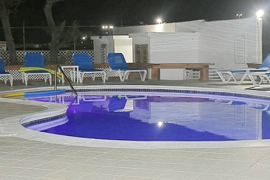 bsv_bbqpool.jpg