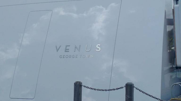 venus2.jpg